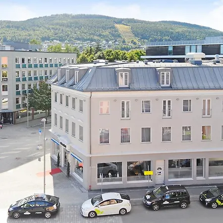 Globus Hotel 3*